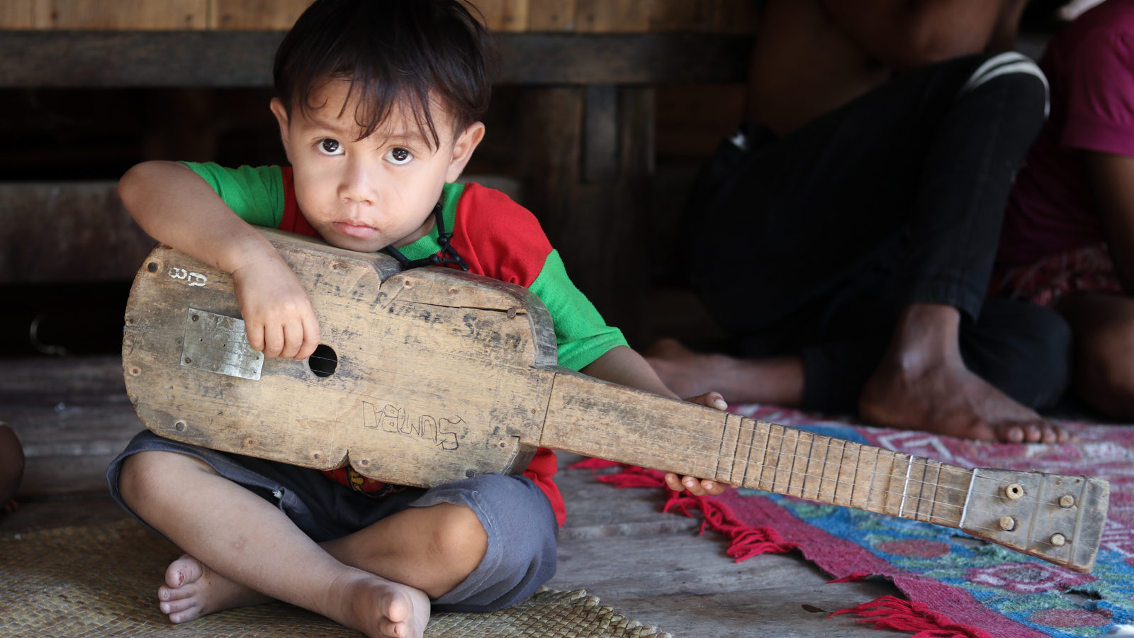 Joseph Lamont Marapu song instrument